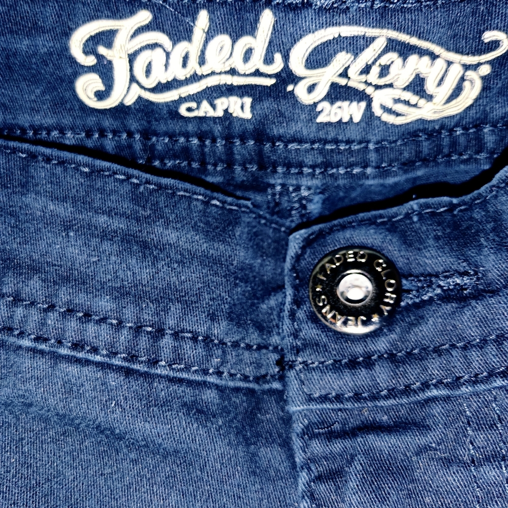 Capri Jeans